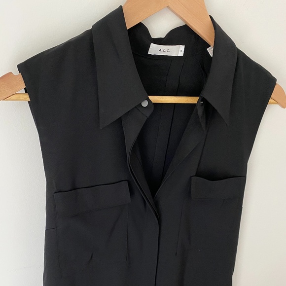 ALC Button Collar Sleeveless Shirt - Open back - Picture 3 of 5